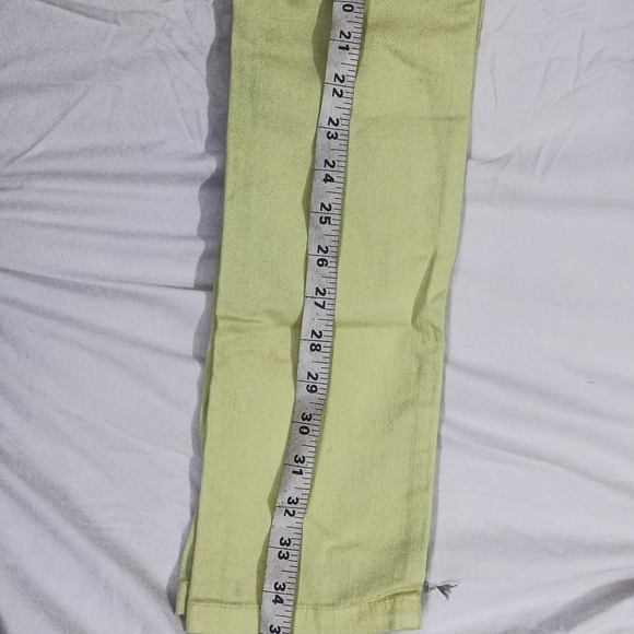 ✅Green jeans with adjustable elastic - Picture 2 of 5